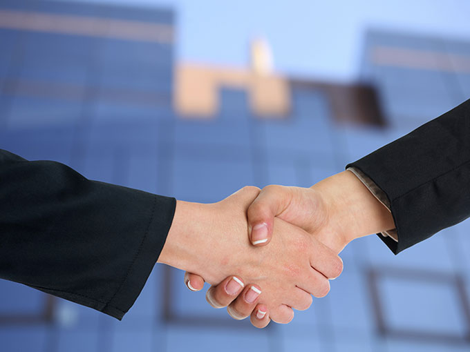 Business Deal Handshake Image